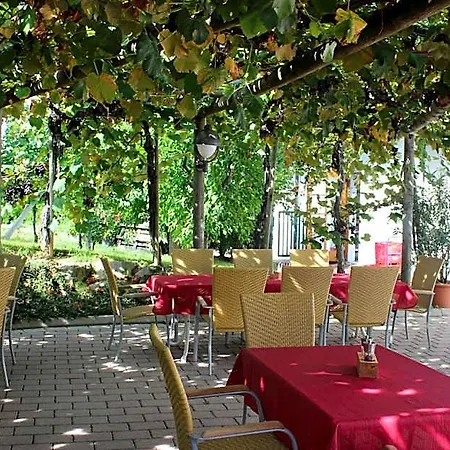 Weinlandhof *