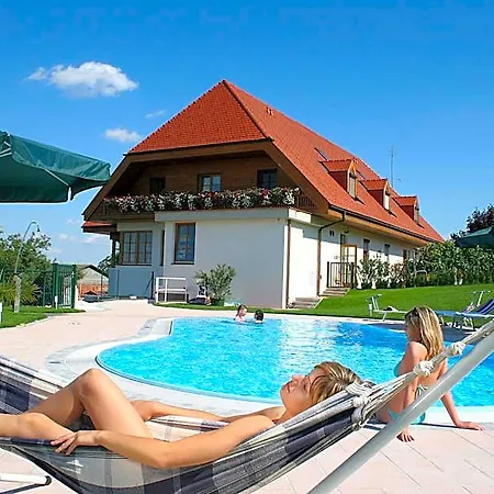 Hotel Weinlandhof